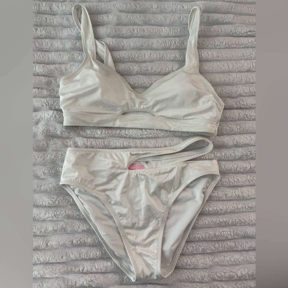 Victoria's Secret Cream Bikini Set